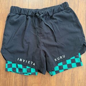 Invicta Kuru Performance Shorts Black Green Checkerboard Lining Mens Medium Gym